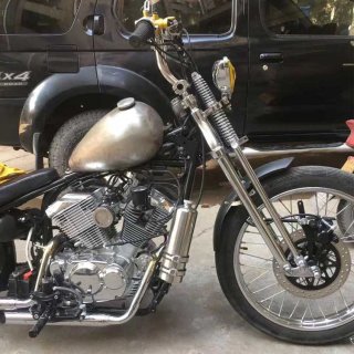 Benzin Reserveflasche Edelstahl Poliert mit Halter 1,5l